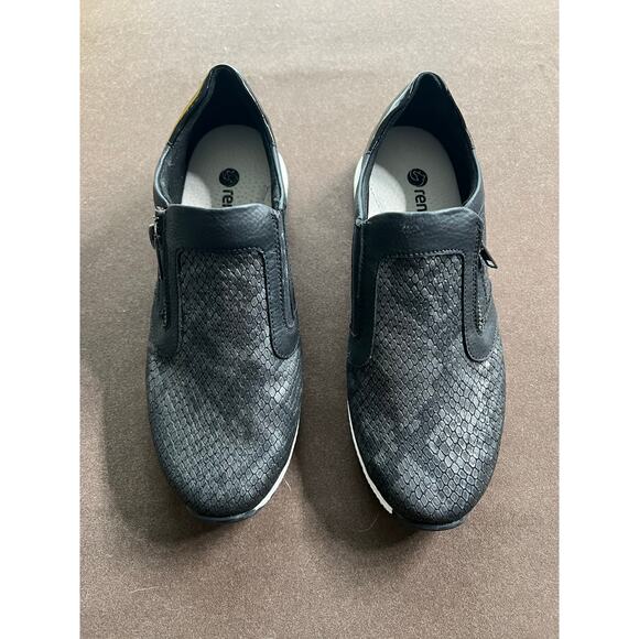 Remonte Soft Women's Black Leather Textured Slip-On Sneakers Size EU 37 New - Picture 9 of 12